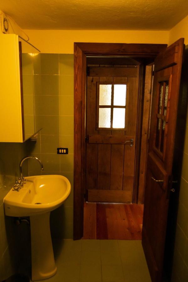 Nido Delle Aquile Apartment กอนเญ ภายนอก รูปภาพ